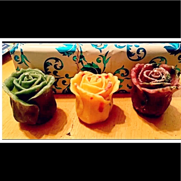 Customized Candles by Love, Sloane✌🏻 - Picture 7 of 7